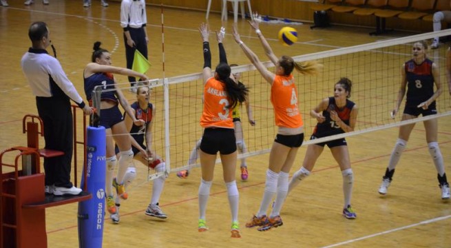 Ponturi, pronosticuri volei: Divizia A1 Feminin – CSM Targoviste vs Stiinta Bacau
