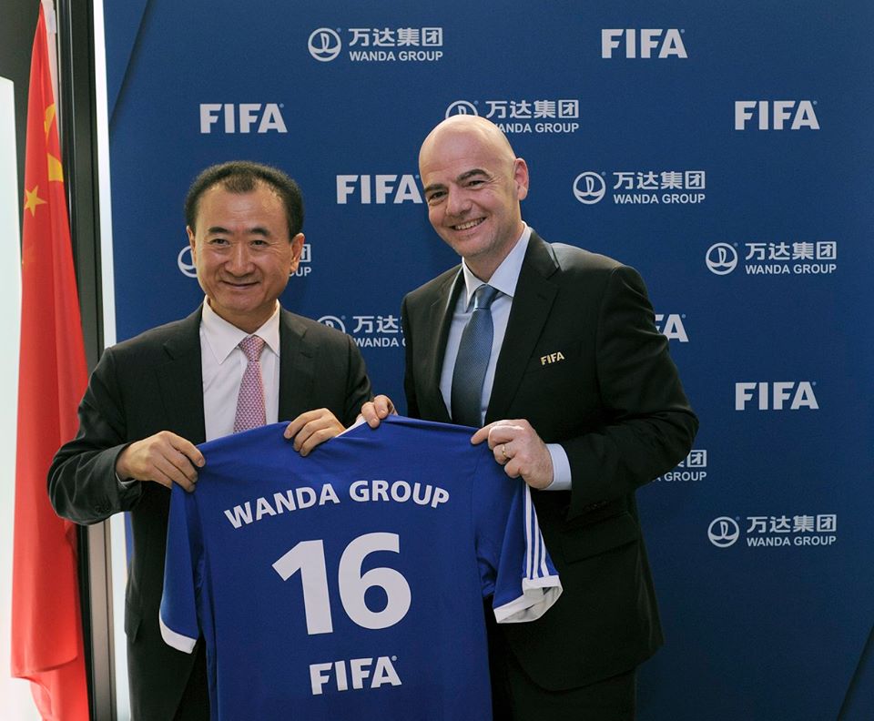 Gianni Infantino aduce bani din China