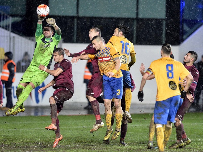 Ponturi pariuri fotbal Romania- CFR Cluj vs Petrolul Ploiesti
