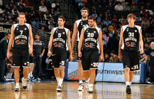 Ponturi baschet Serbia - Steaua Rosie vs Partizan Belgrad