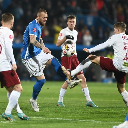 Farul – Rapid, meciul zilei de sâmbătă în Playoff. O partidă care se joacă și în Betano Master